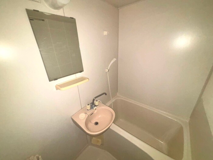 コンアモ－ルⅠの物件内観写真