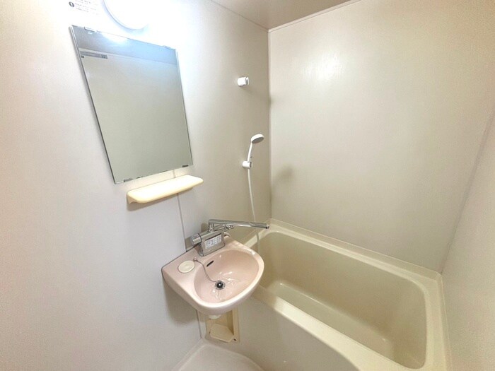 コンアモ－ルⅠの物件内観写真