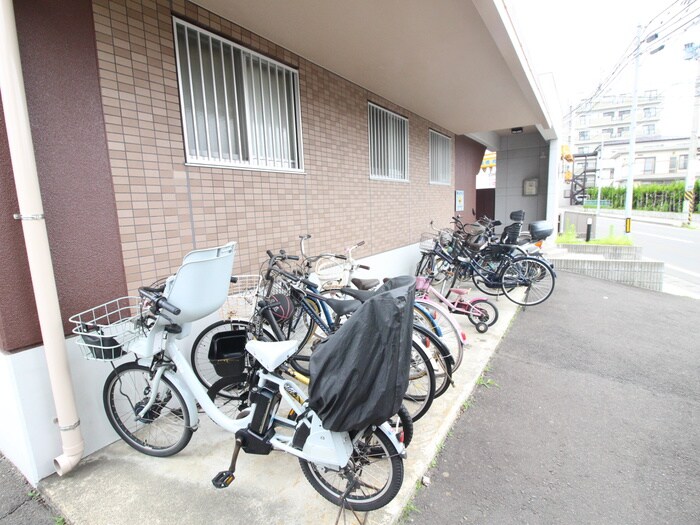 シェ・ブランシュの物件外観写真