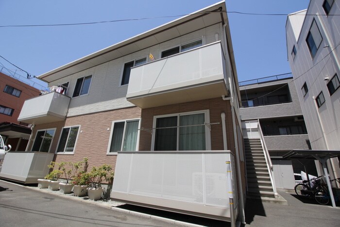 セレスティン宮町の物件外観写真