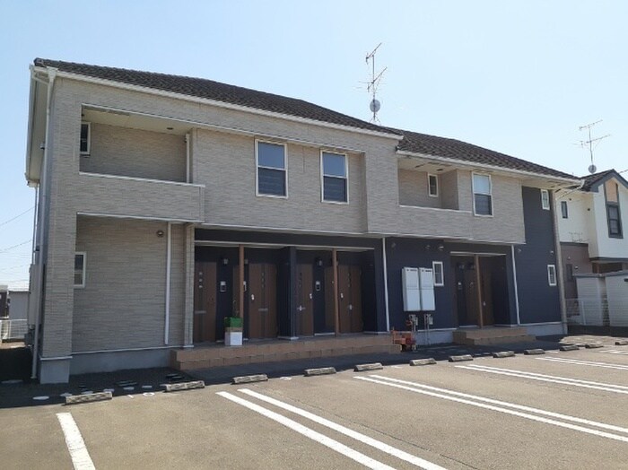 メゾン・グレイスDの物件外観写真