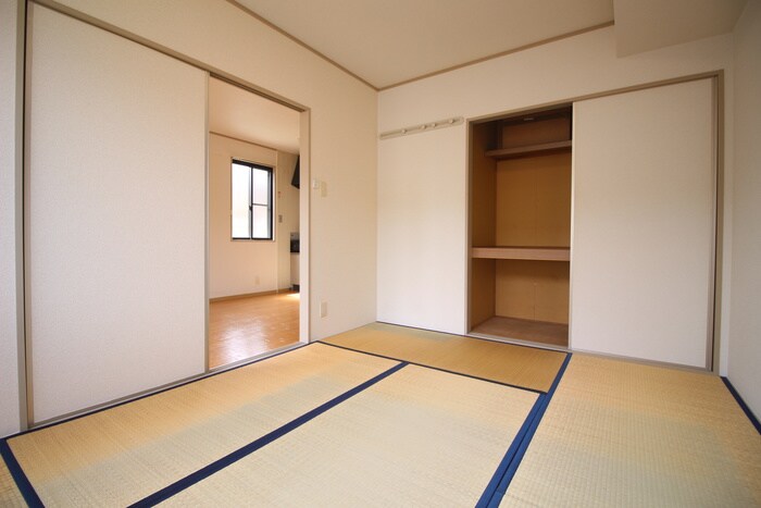 セジュ－ルリベルテＡの物件内観写真