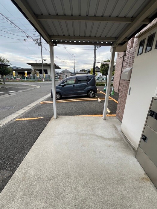 パセオプラシード弐番館の物件外観写真