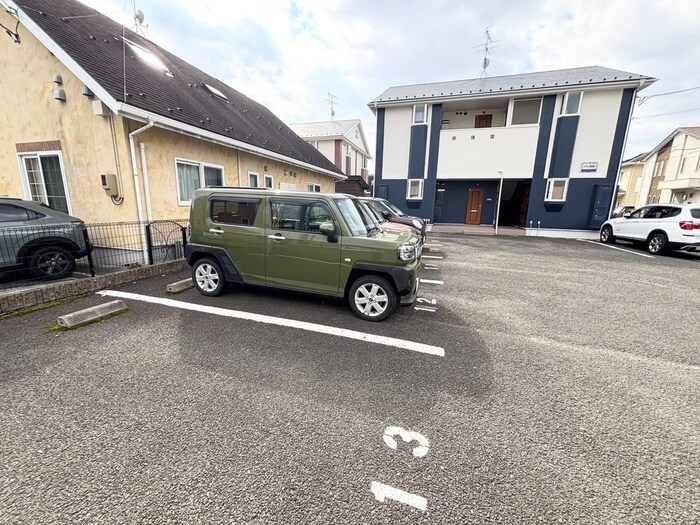 グラン５８５の物件外観写真