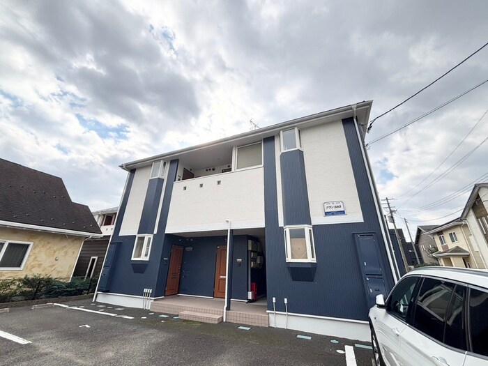 グラン５８５の物件外観写真