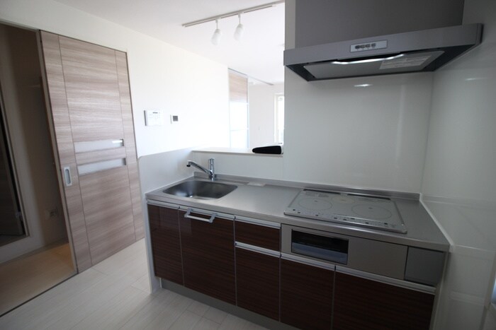 クレストコート岩切の物件内観写真