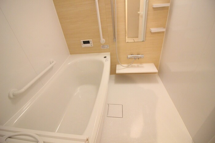 クレストコート岩切の物件内観写真