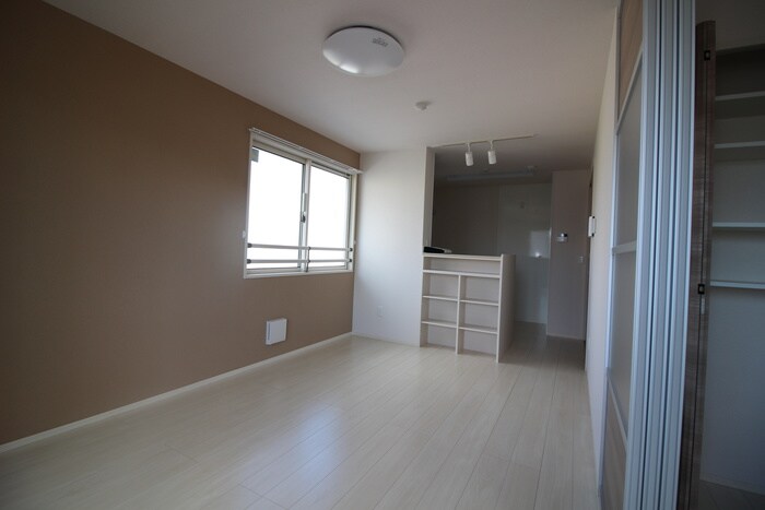 クレストコート岩切の物件内観写真