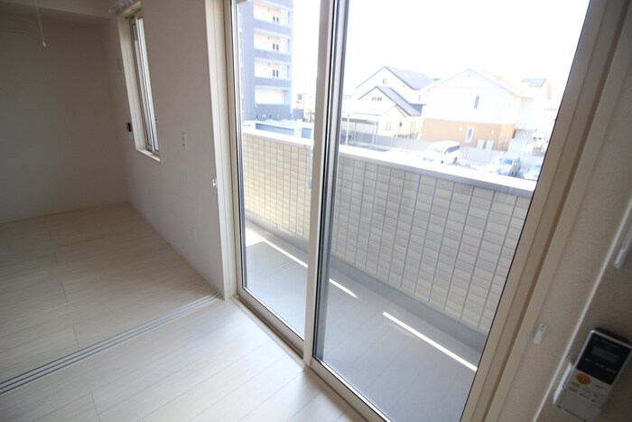 クレストコート岩切の物件内観写真