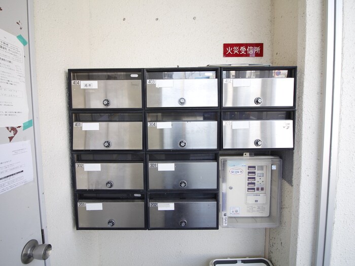 ロイヤルヒルズオガタの物件外観写真