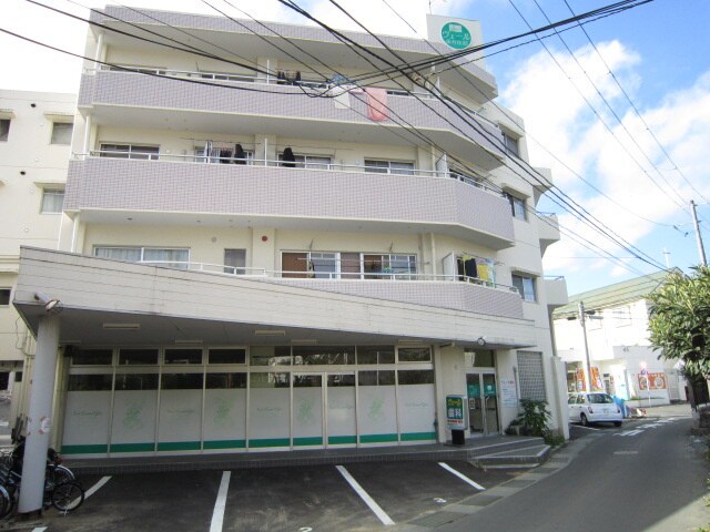 ロイヤルヒルズオガタの物件外観写真