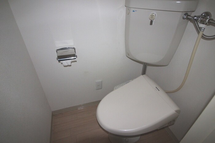 ファミ－ル萩野町の物件内観写真