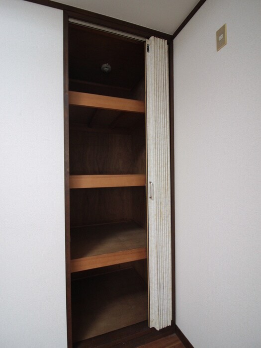 ISﾊｲﾂの物件内観写真