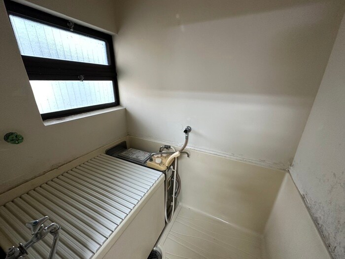 クリスタルＡ棟の物件内観写真