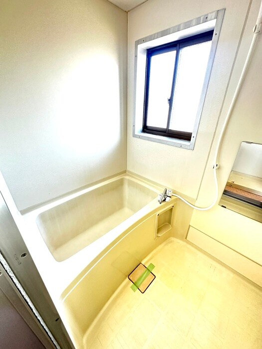 サンプラザ一本杉の物件内観写真