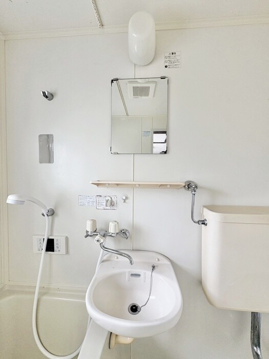 下馬2丁目アパートの物件内観写真