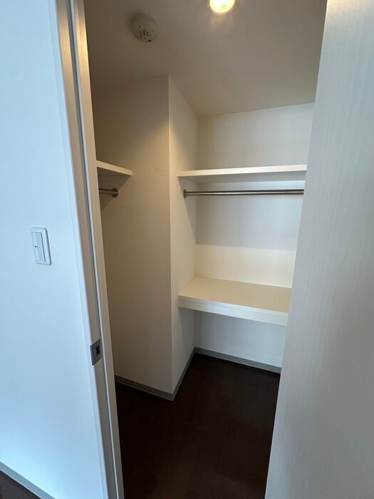 ステラハウス勾当台公園の物件内観写真