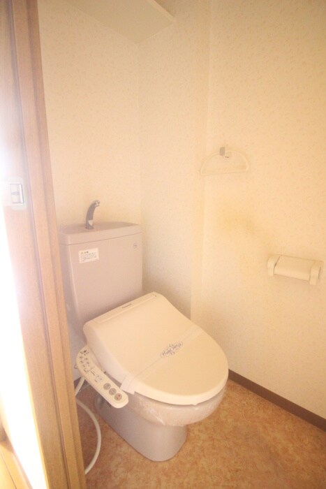 フロ－ラヒルズの物件内観写真