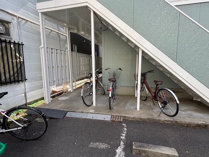 ハイネス支倉の物件外観写真