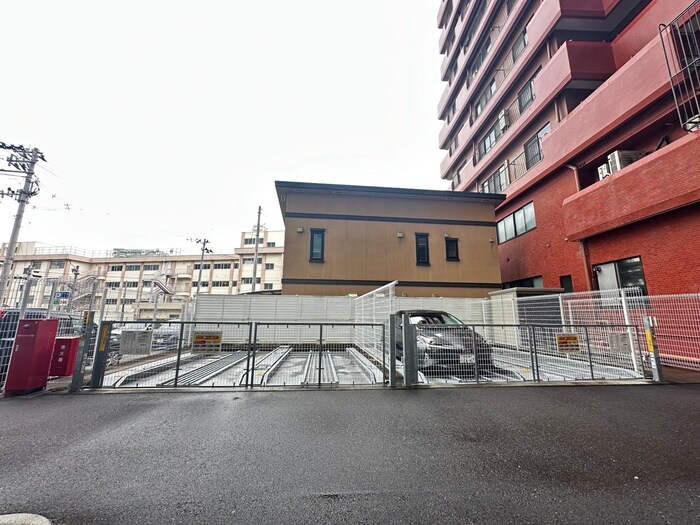 ｾﾝﾄﾌｨｰﾙﾄﾞ榴ヶ岡ｱﾈｯｸｽの物件外観写真