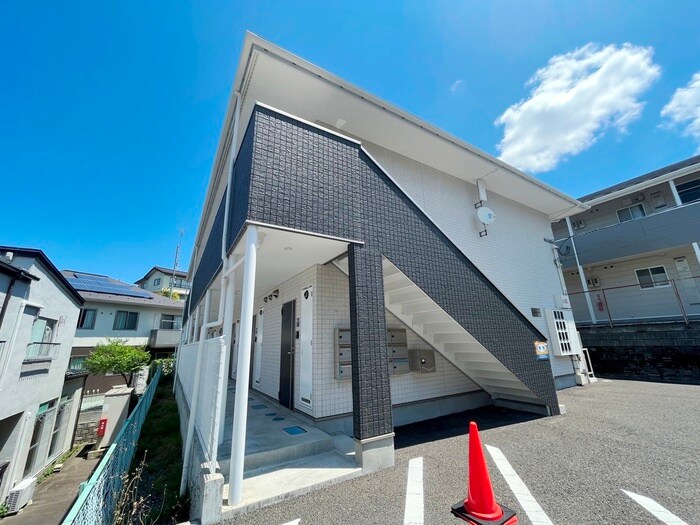 ルミエール荒巻中央の物件外観写真