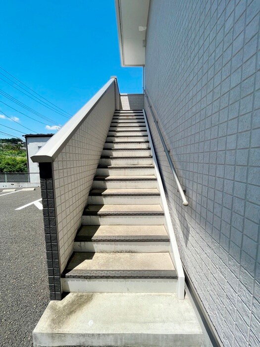 ルミエール荒巻中央の物件外観写真