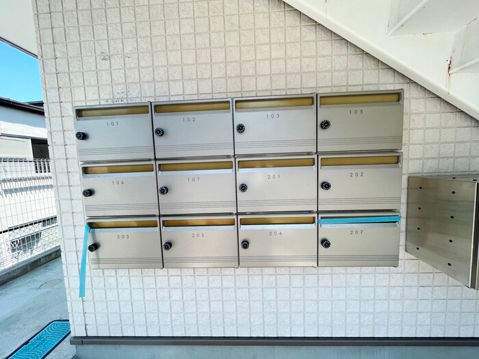 ルミエール荒巻中央の物件外観写真