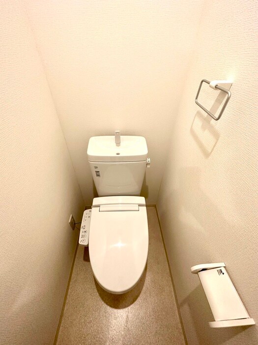 ルミエール荒巻中央の物件内観写真