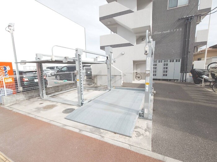 グランリアーレ荒井駅前の物件外観写真