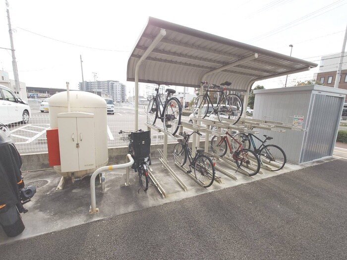 グランリアーレ荒井駅前の物件外観写真