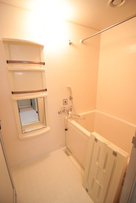 ロイヤルヒルズ柳生１の物件内観写真