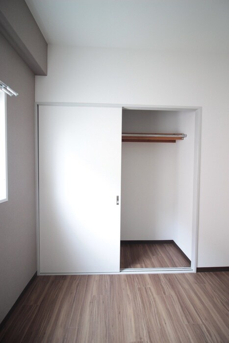 ロイヤルヒルズ柳生１の物件内観写真