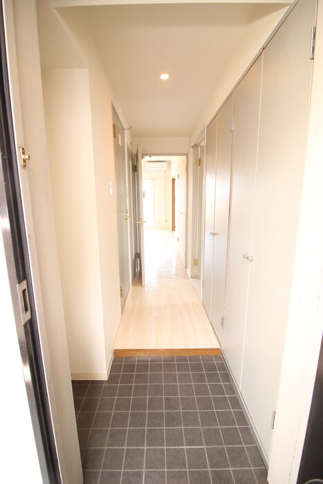 ロイヤルヒルズ柳生２の物件内観写真