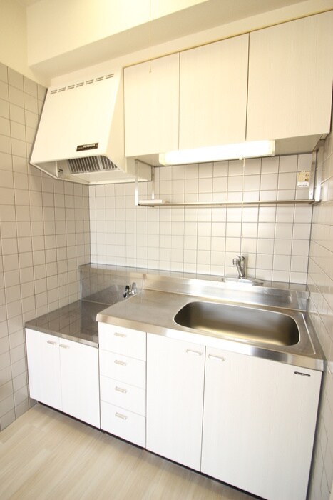 ロイヤルヒルズ柳生２の物件内観写真