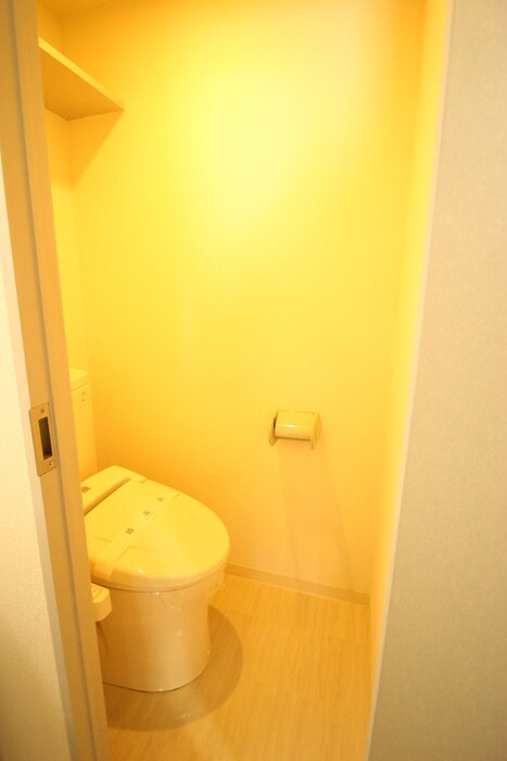 ロイヤルヒルズ柳生２の物件内観写真