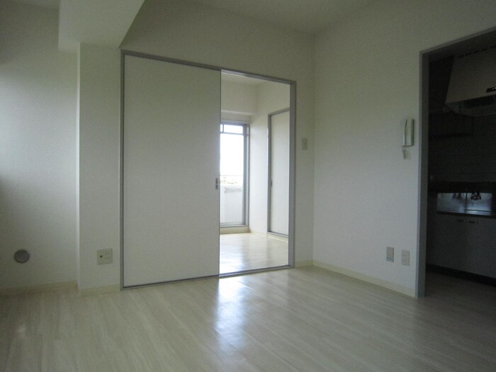 ロイヤルヒルズ柳生２の物件内観写真