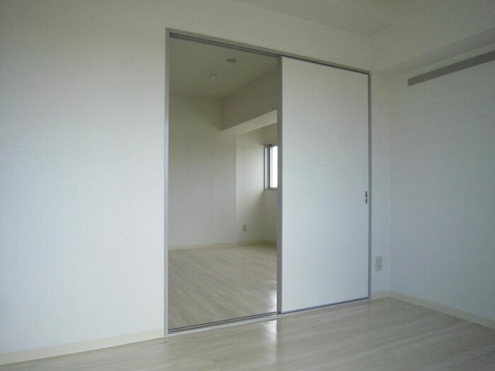 ロイヤルヒルズ柳生２の物件内観写真