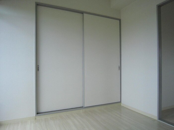 ロイヤルヒルズ柳生２の物件内観写真