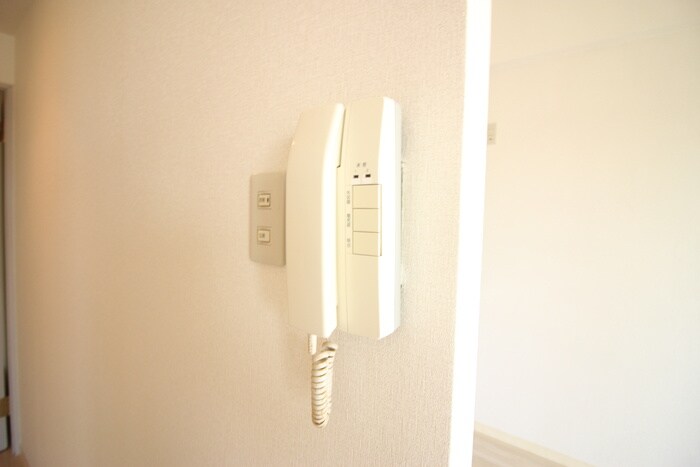 ロイヤルヒルズ柳生２の物件内観写真