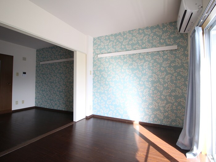 ロイヤルアネックス連坊の物件内観写真