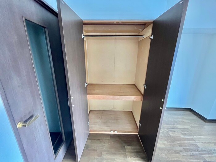 ロイヤルヒルズ台原Ⅰの物件内観写真