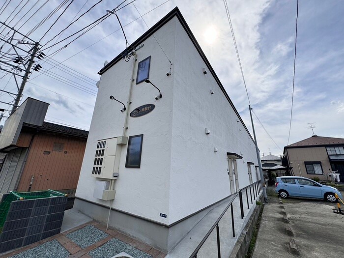 グラン南仙台の物件外観写真