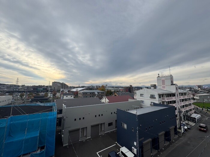 アバンサ－ル市名坂の物件内観写真