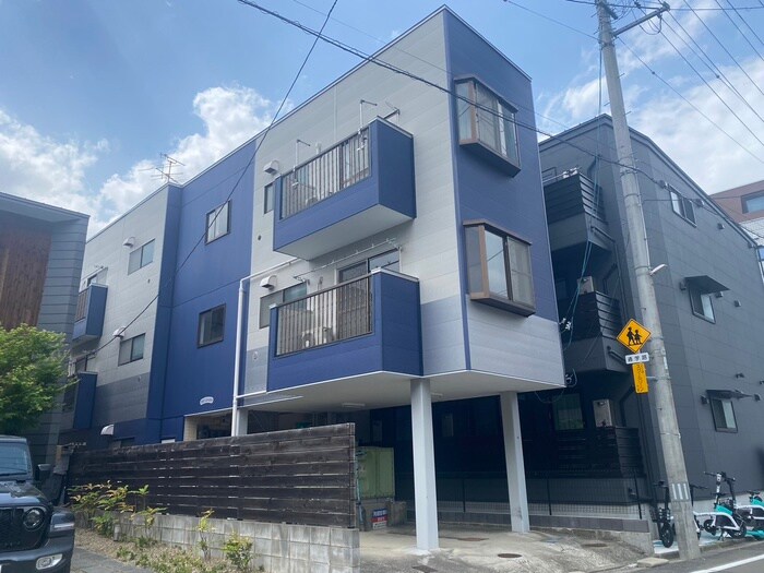 クイ－ンハイツの物件外観写真