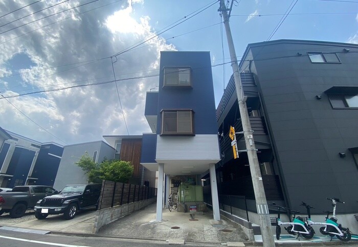 クイ－ンハイツの物件外観写真