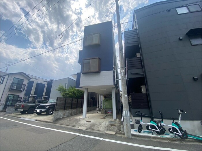 クイ－ンハイツの物件外観写真