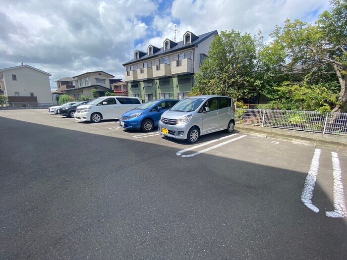 アビタシオン・ボヌールの物件外観写真