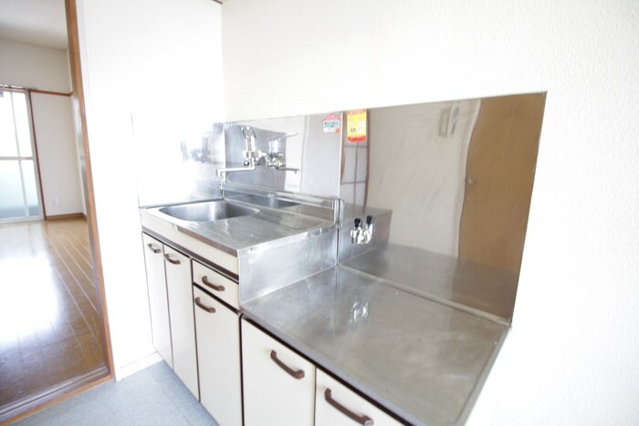 ハイネスＡの物件内観写真