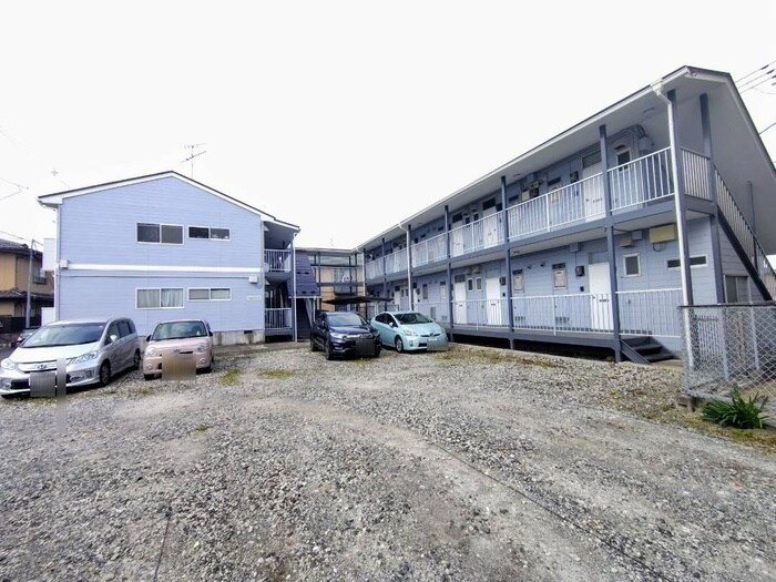 ハイネスＡの物件外観写真