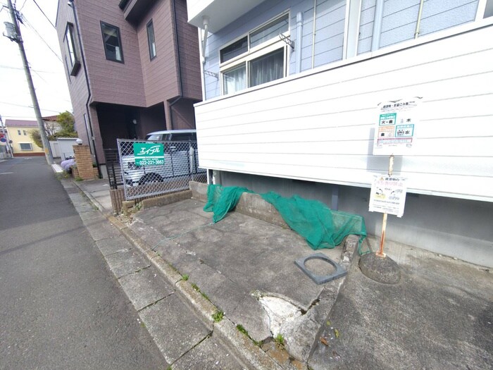 ハイネスＡの物件外観写真